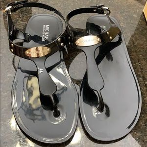 Michael Kors Jelly Flat Sandals. Thongs.Black. Sz8